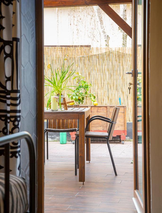 Suite Black And Wite Pisa Exterior photo